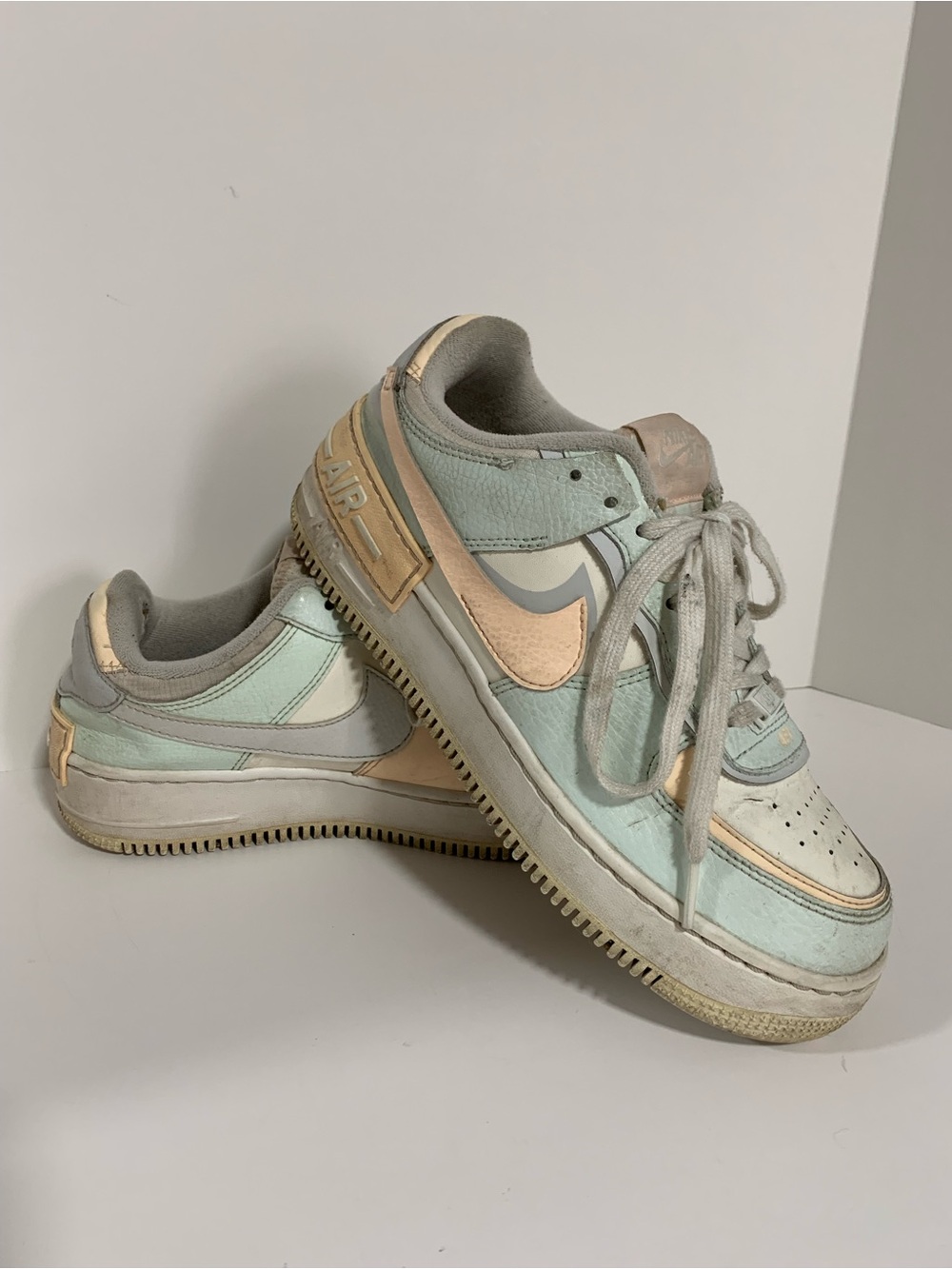 Nike Air Force 1 Low-Top platform Sneakers in Mint Green and Peach 303